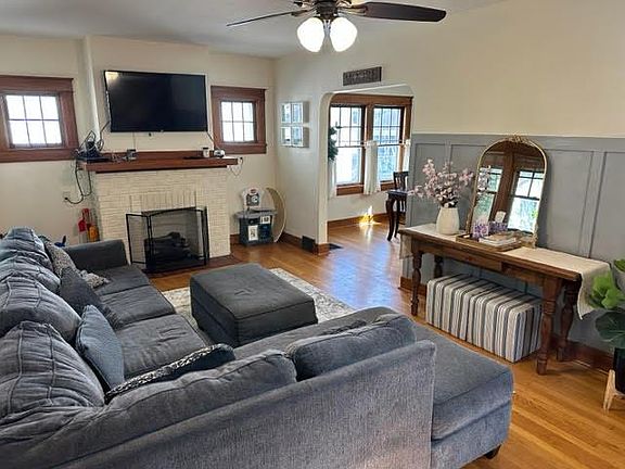 2nd image of 316 Peach Orchard Ave