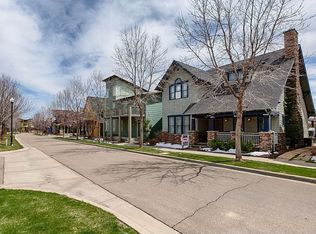 828 Neon Forest Cir, Longmont, CO 80504