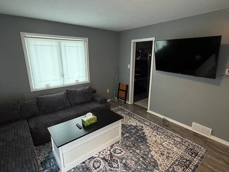 7931 Union Ave #2 — Photo 3