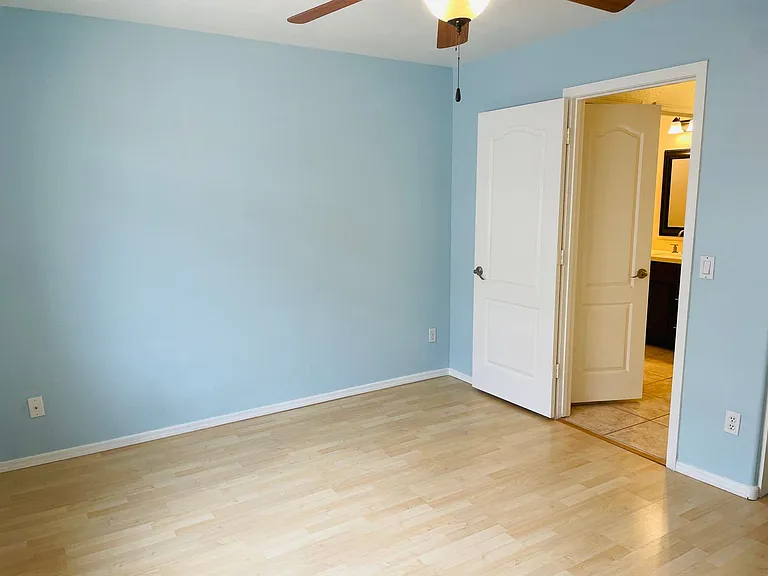 1051 W Todd Dr — Photo 28