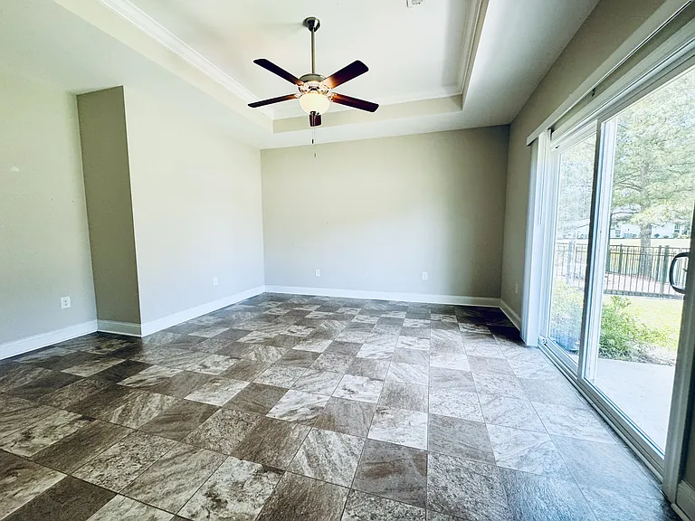 1501 Ferney Dr — Photo 19