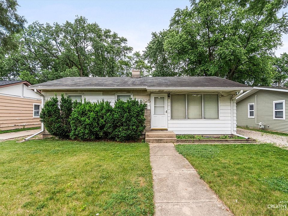 1st image of 825 Foran Ln