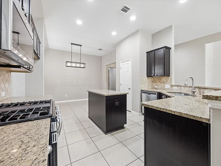2220 Lookout Range Dr — Photo 30
