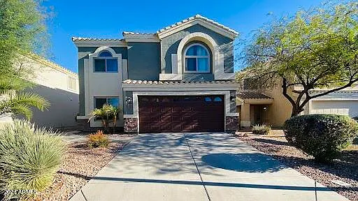 4 bed, 2.5 bath, 2154 sqft, $1,895 — Photo 2