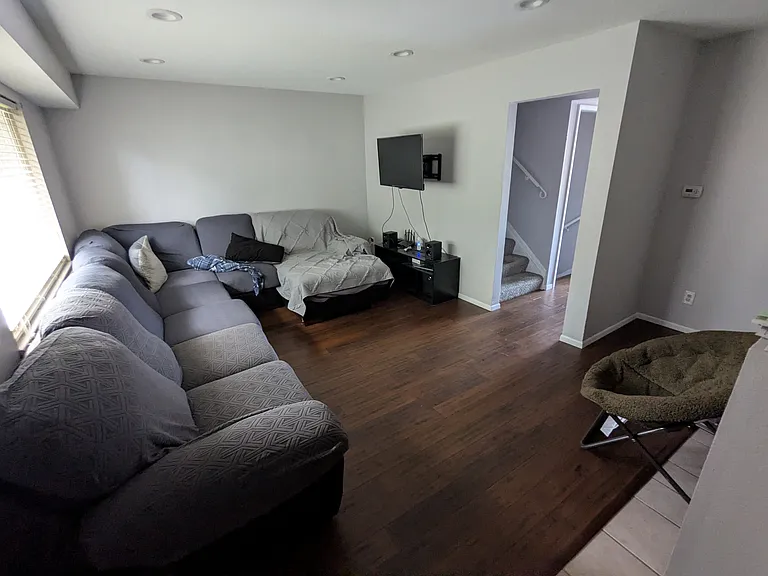 12936 W Virginia Ave — Photo 3