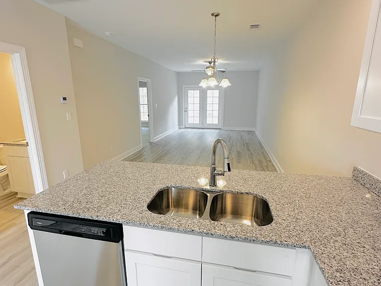 1227 University Ln #C — Photo 6