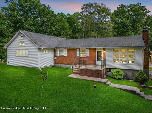 16 Sarvis Lane, Newburgh, NY 12550