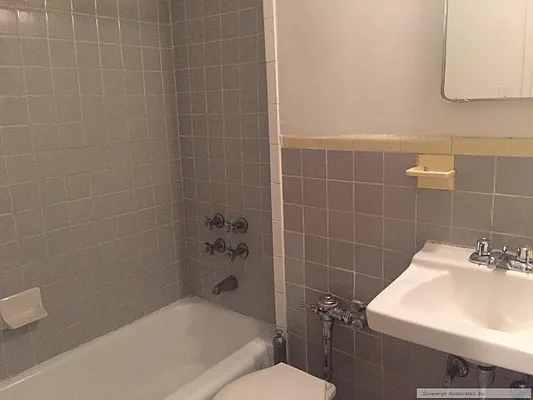 Rented by Sovereign Associates | media 9