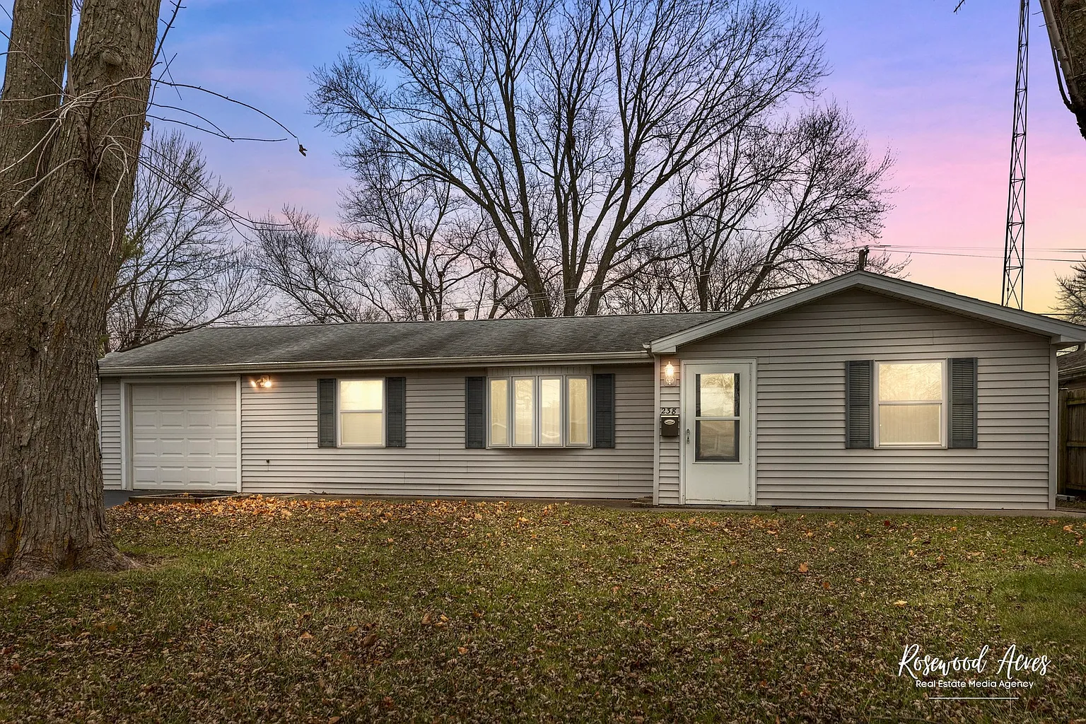 238 N Levasseur Ave photo 1
