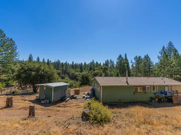 18371 Sequoia Rd, Mokelumne Hill, CA 95245