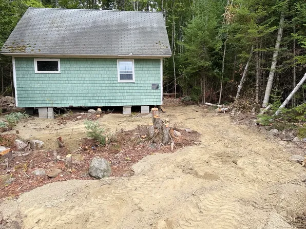 684 Lower Detroit Road, Plymouth, ME 04969