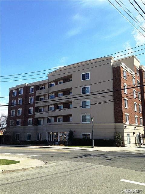 1st image of 242 Maple Avenue #504
