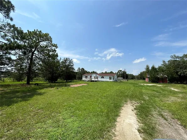 15371 SE 30th St, Morriston, FL 32668