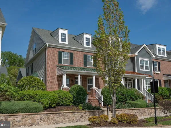 131 Spring Oak Dr, Malvern, PA 19355