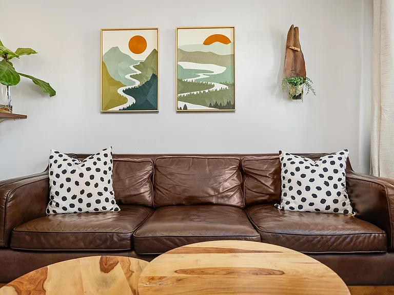 Los Cerritos Ln — Photo 12