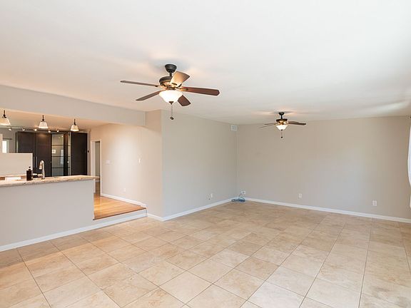 5th image of 4256 Napier St