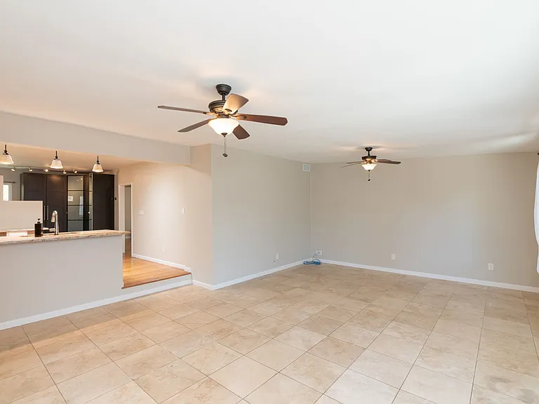 4256 Napier St — Photo 5
