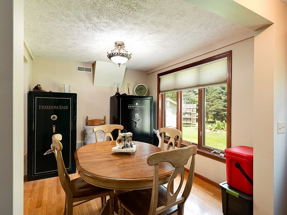 10739 N 1300 East Rd Chenoa IL Zillow