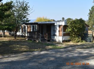 1080 Ort Ln, Merlin, OR 97532