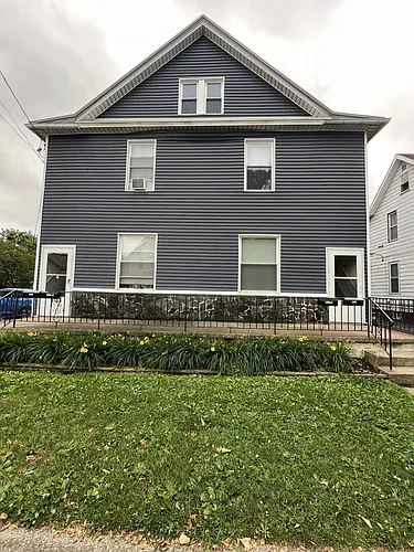 917 W 3rd St Photo 1