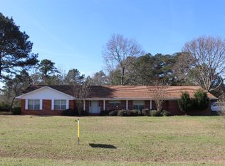 765 Hoy Rd N, Laurel, MS 39443