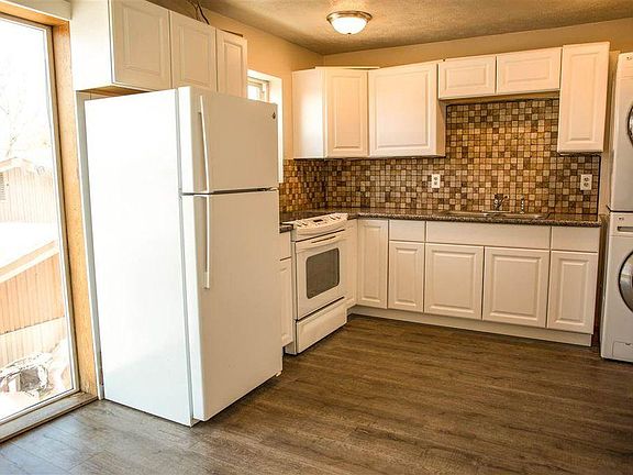 5th image of 12017 E Mansfield Ave