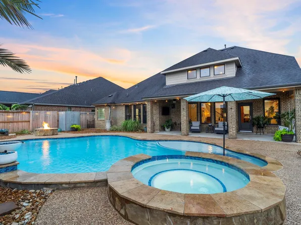 9226 Turnbull Ln, Rosenberg, TX 77469