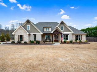 103 Shenandoah Dr, Calhoun, GA 30701