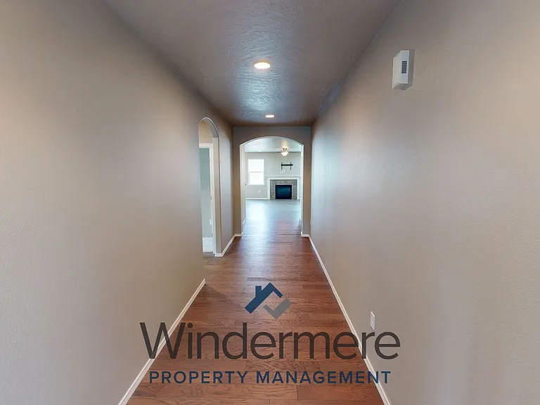 1349 SW Virginia St — Photo 2