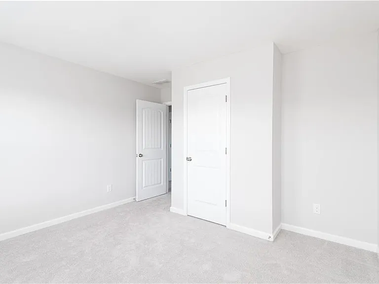 770 Sunset Park Dr — Photo 22