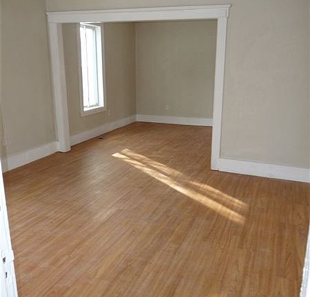 living room to dining room