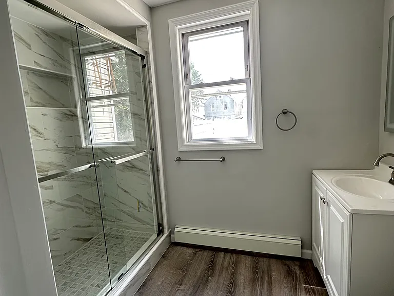 717 McKinley St #1 — Photo 6
