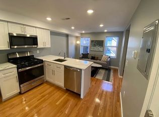 13 Wiget St N #3, Boston, MA 02113