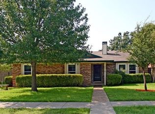 2016 Gardanne Ln, Carrollton, TX 75007