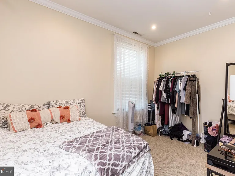 1712 Wallace St #202 — Photo 10
