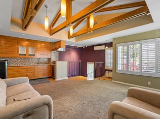 16 Laurel Tree Ln, Irvine, CA 92612