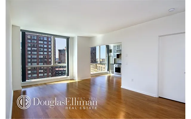 Rented by Douglas Elliman | media 24