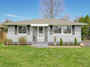 221 Franklin Ave, Cuyahoga Falls, OH 44221