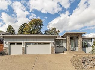 14430 SE Upper Aldercrest Dr, Milwaukie, OR 97267