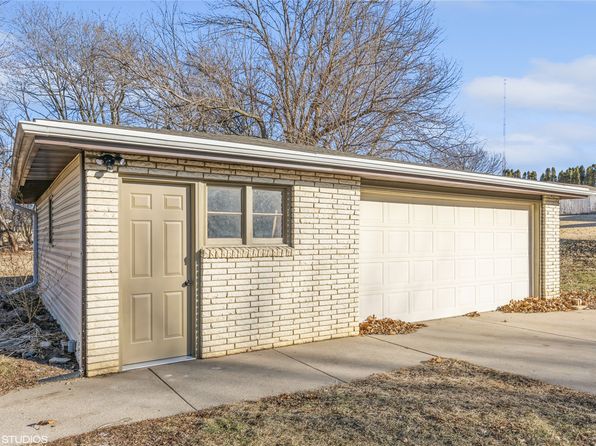 3856 E Broadway Ave, Des Moines, IA 50317