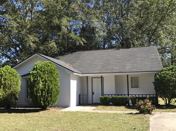 789 Madison Dr, Hinesville, GA 31313