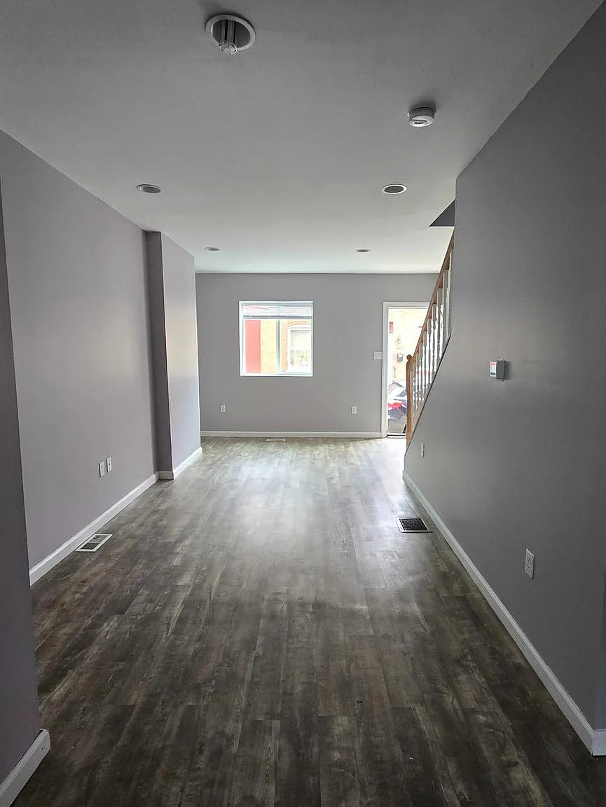 2 bed, 1.5 bath, 798 sqft, $1,450 — Photo 3