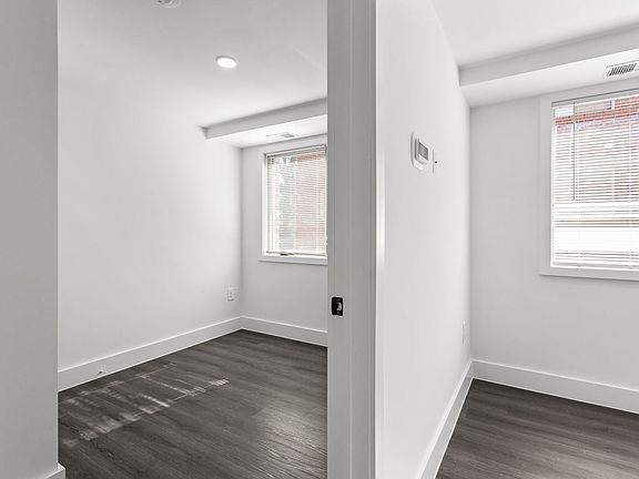 4th image of 6701 & 6707 14th St NW #1400-203