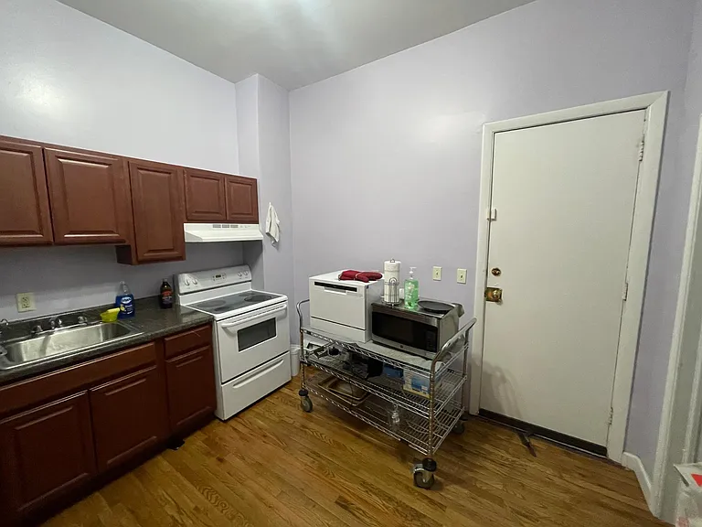 74 Dwight St #1 — Photo 20