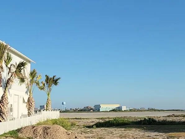 225 S Shore Dr, Pt Isabel, TX 78578