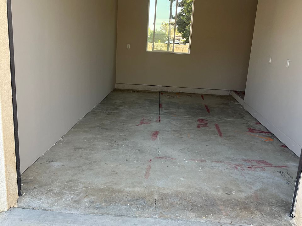 Building Photo 3