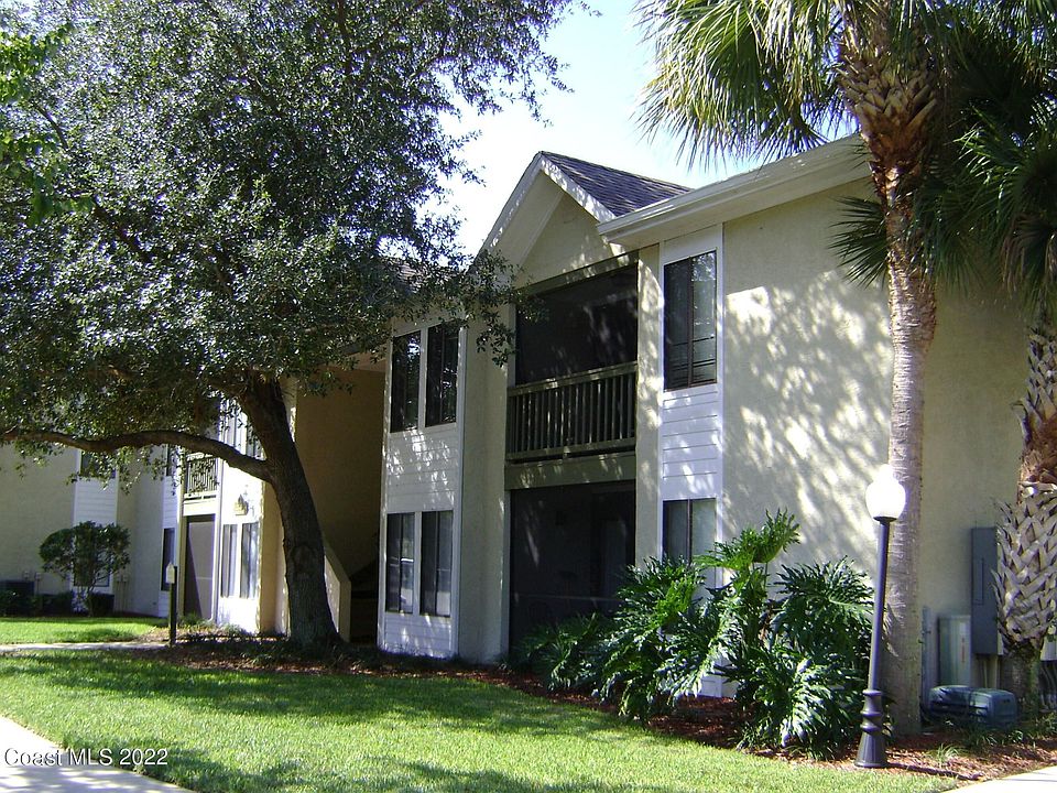 1st image of 3535 Sable Palm Ln Unit M