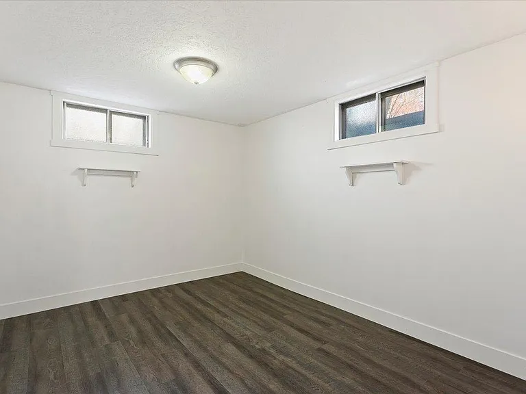 3940 Evelyn Rd — Photo 23