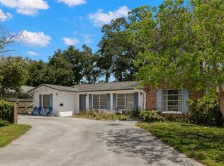 631 Heritage Ln, Largo, FL 33770