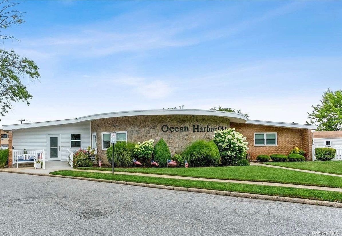 4 Rose Street UNIT 2 D2, Oceanside, NY 11572 Zillow